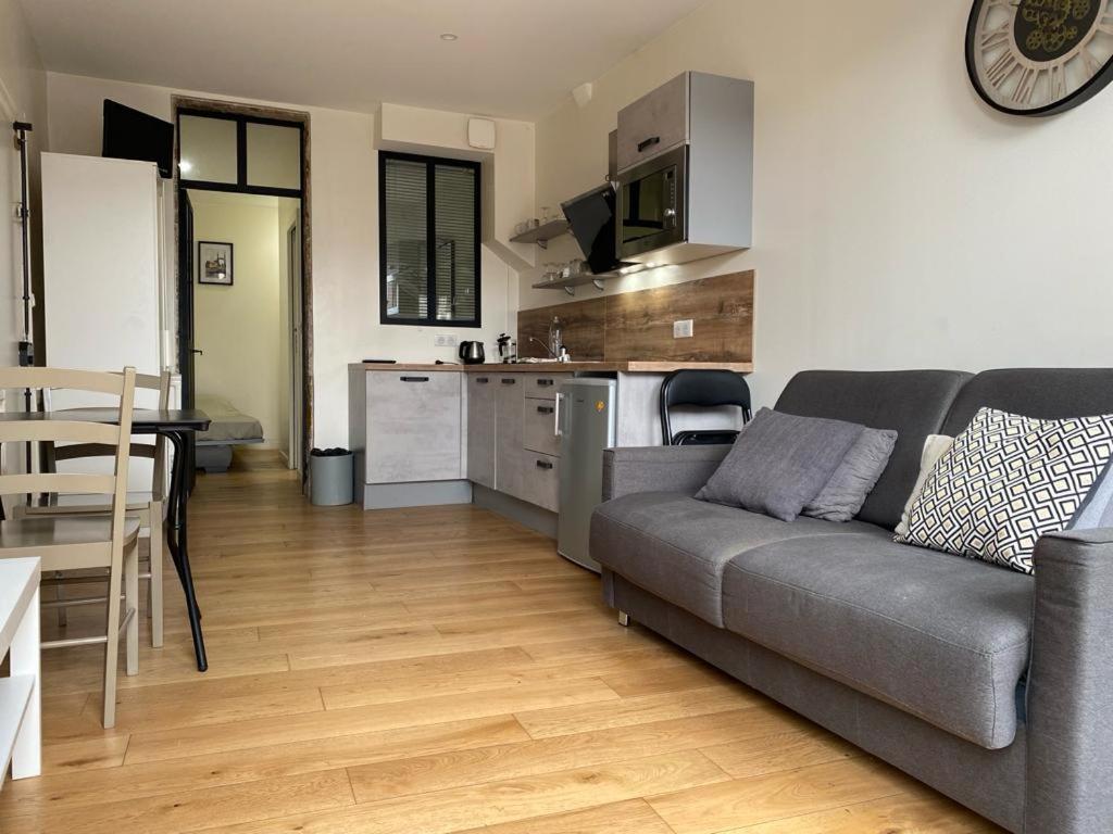 Lyon Standing Historic City Apartment المظهر الخارجي الصورة